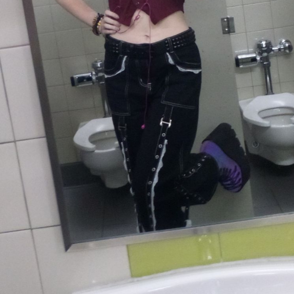 Tripp nyc style womens flair leg jeans, size m, black and white